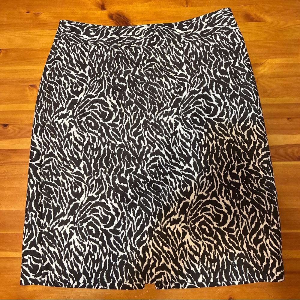 Ann Taylor, LOFT, Beautiful Print Pencil Skirt, Silk and Cotton